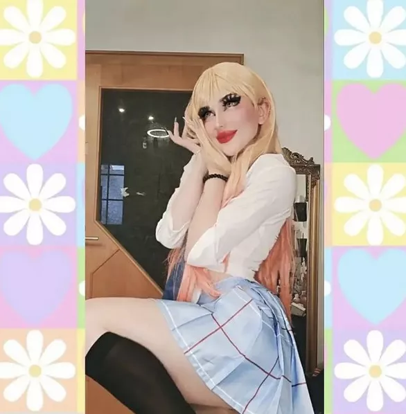 Daddy ate my 🐱 under the desk - look how happy I am 🤤 [OC] [Cosplay]