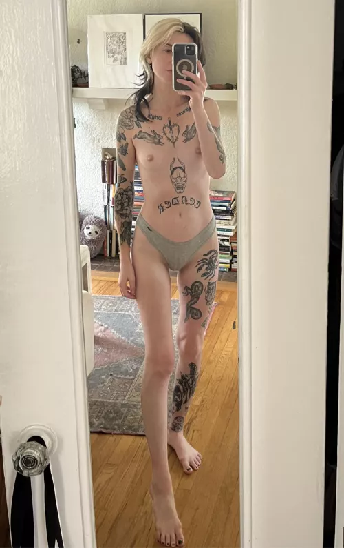 Do skinny emo girls deserve love too? ☺️