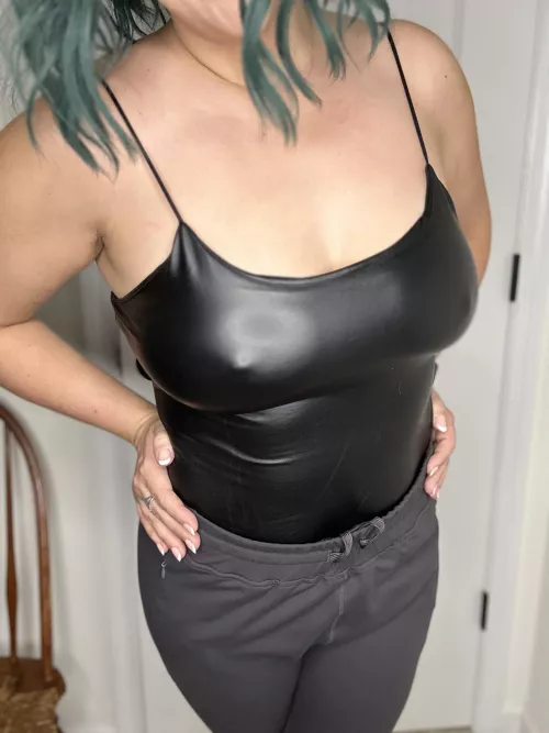 Found my bodysuit for my birthday night out … to wear a bra or go braless??