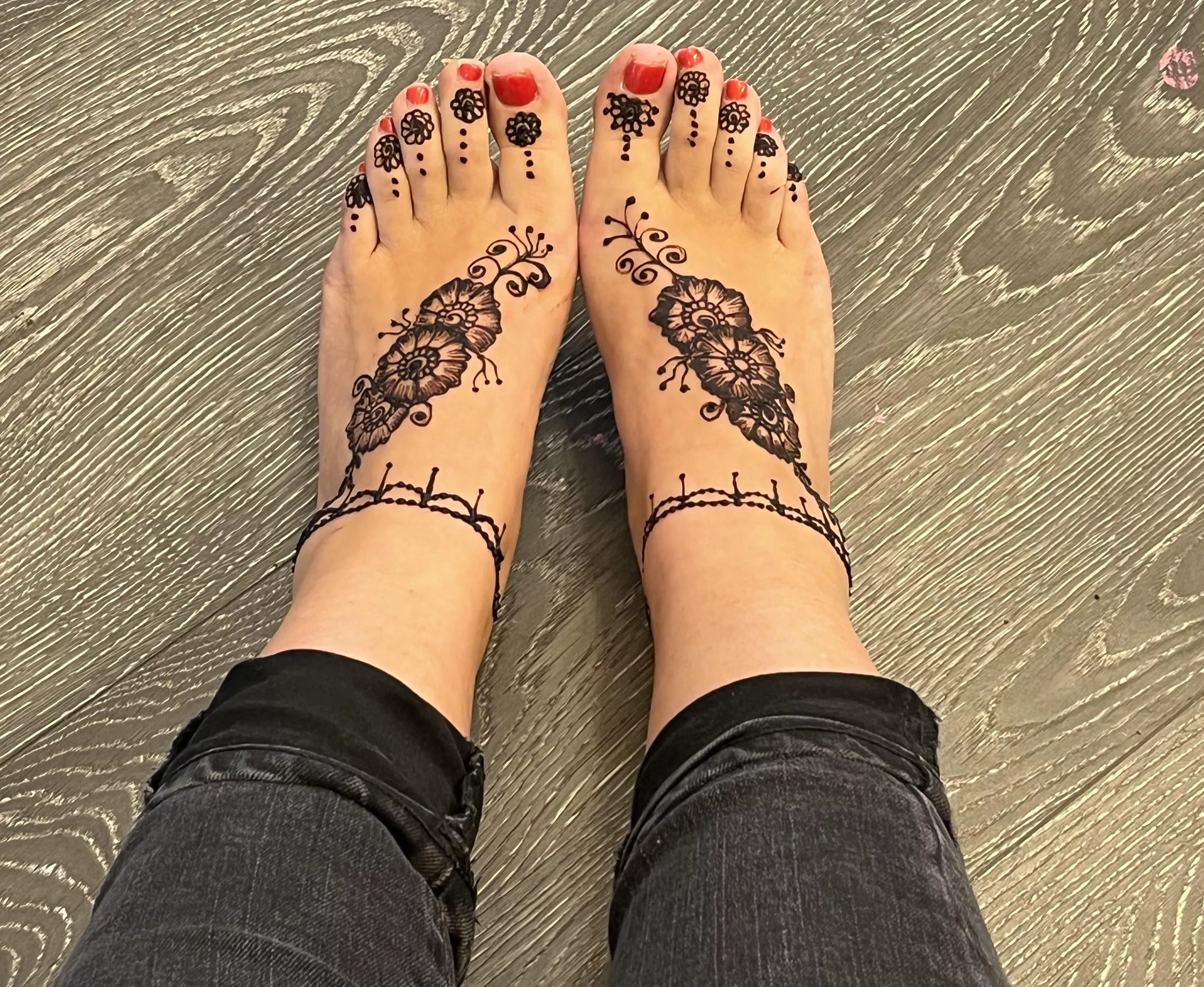 Goddess feet 👣 (F)