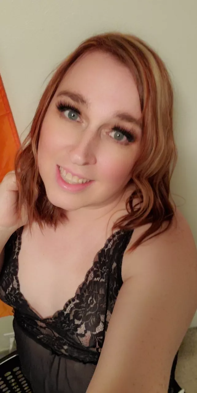 Good morning! Did you know girl cum just tastes better? 😊