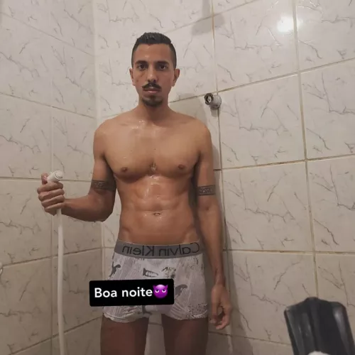 🌜Good night🛀🙇🏽‍♂️🏳️‍🌈