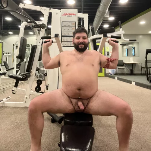 Got in a workout at the gym 😈 Let me know what else I should do