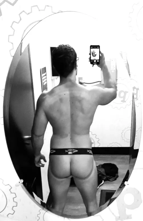 Happy hump day, here’s a snack.