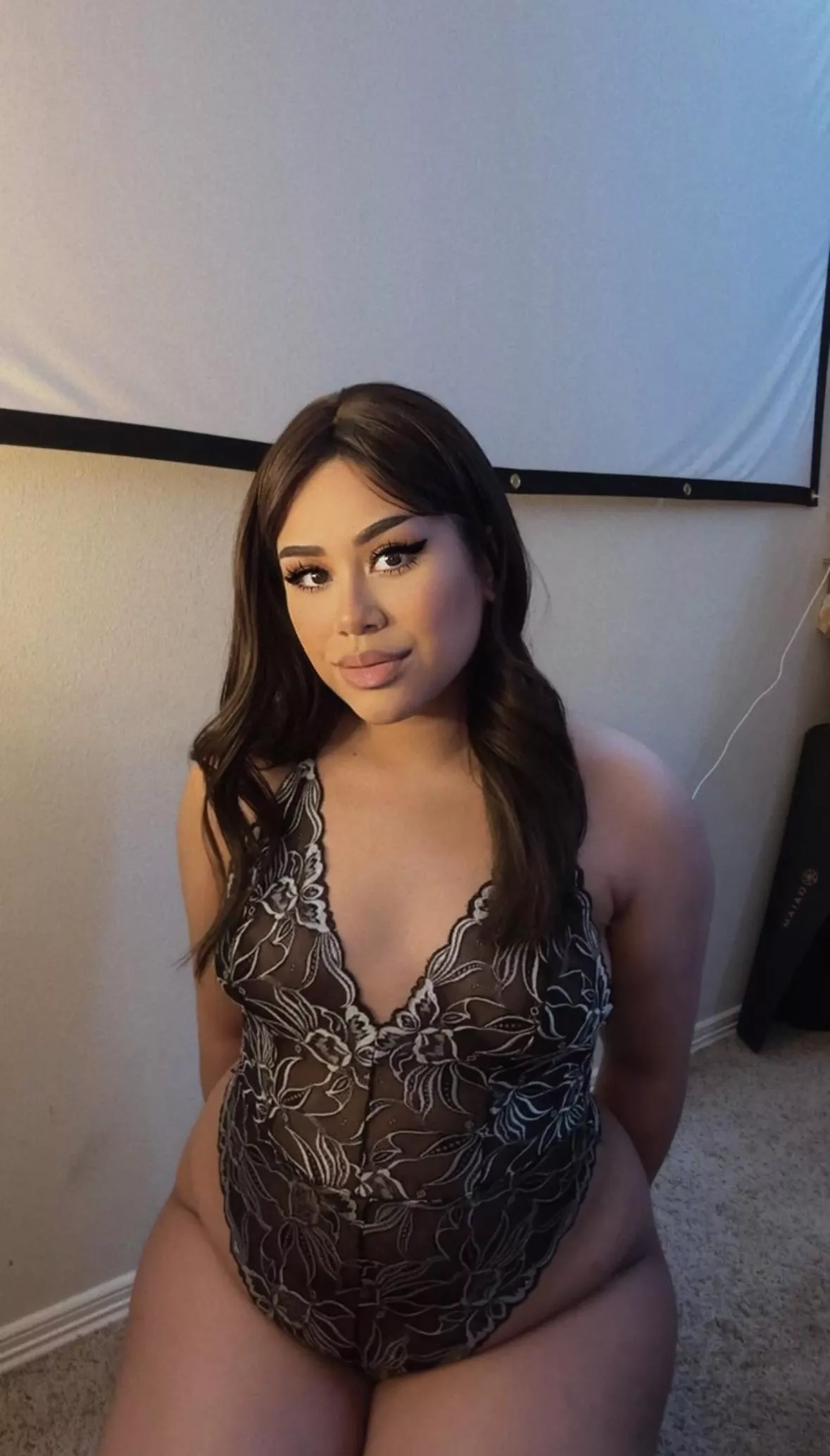 Heard you like em thick 🥺 stuff me even more?