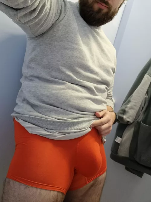 How am I suppose to get any work done with my dick always wanting attention?