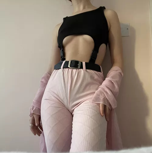 I (f)rose at the party