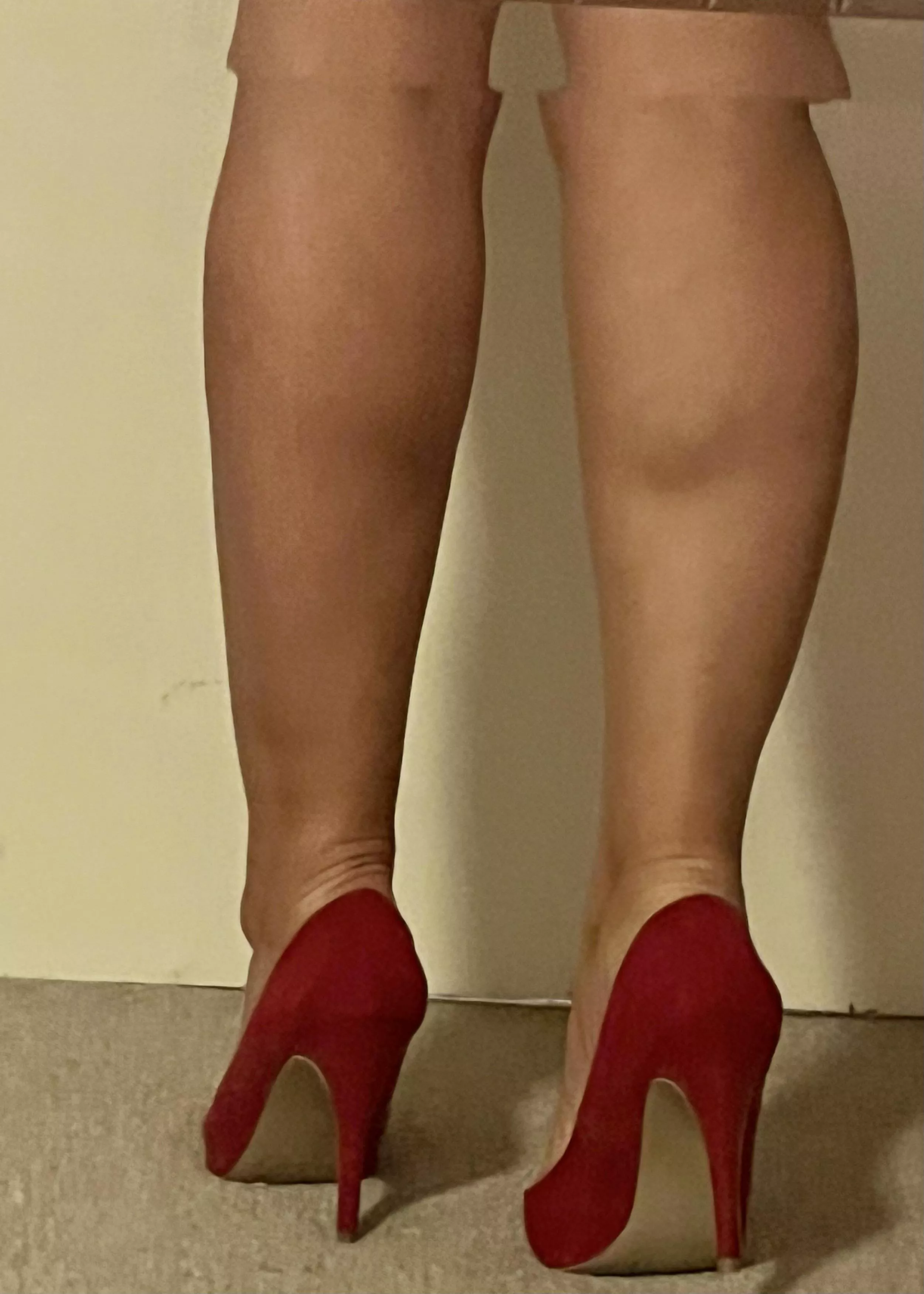 👠 I’ll walk all over you in these (F)