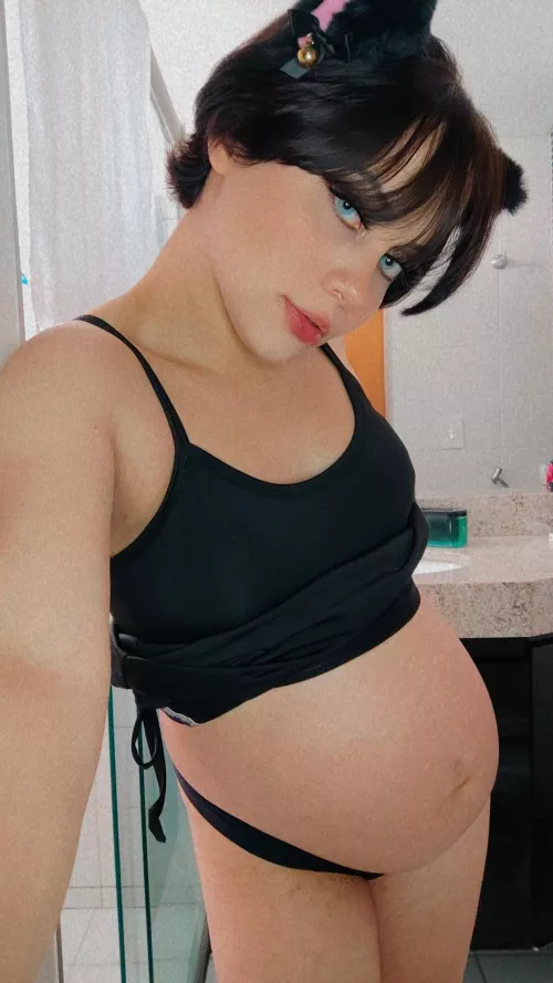 i'm waiting for a daddy 😍