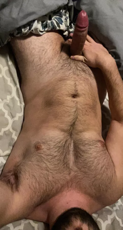 It’s snowing outside so I’m not leaving my bed today