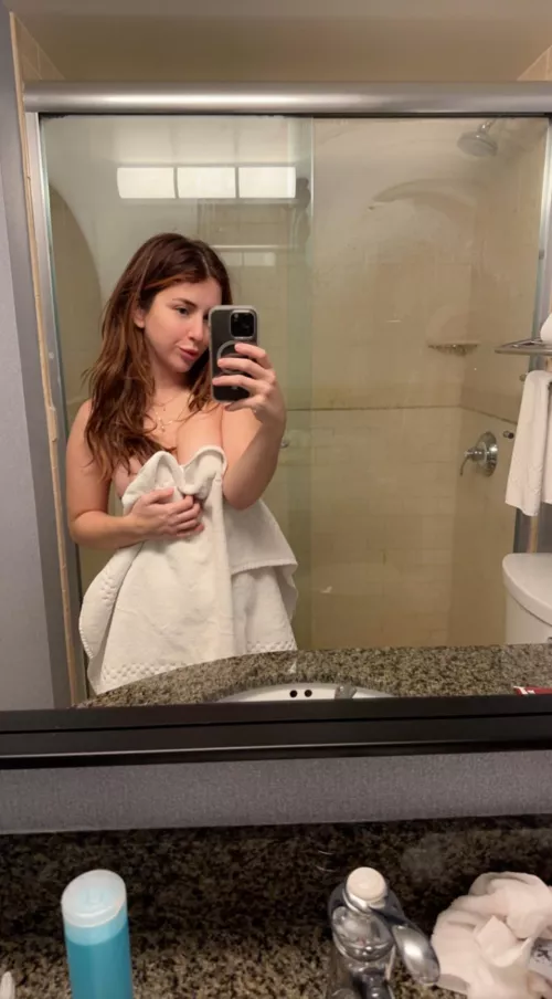 It’s so hard to hold this small towel up