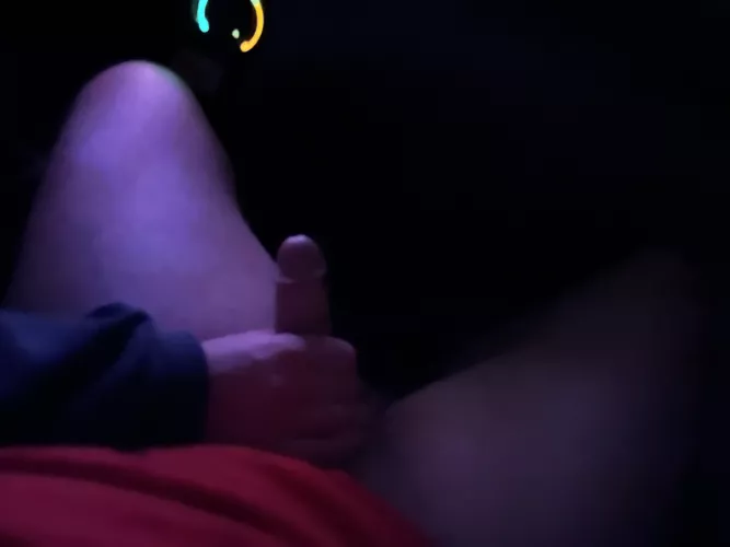 Looking for someone to pick up and play with while wifey drives (Virginia)