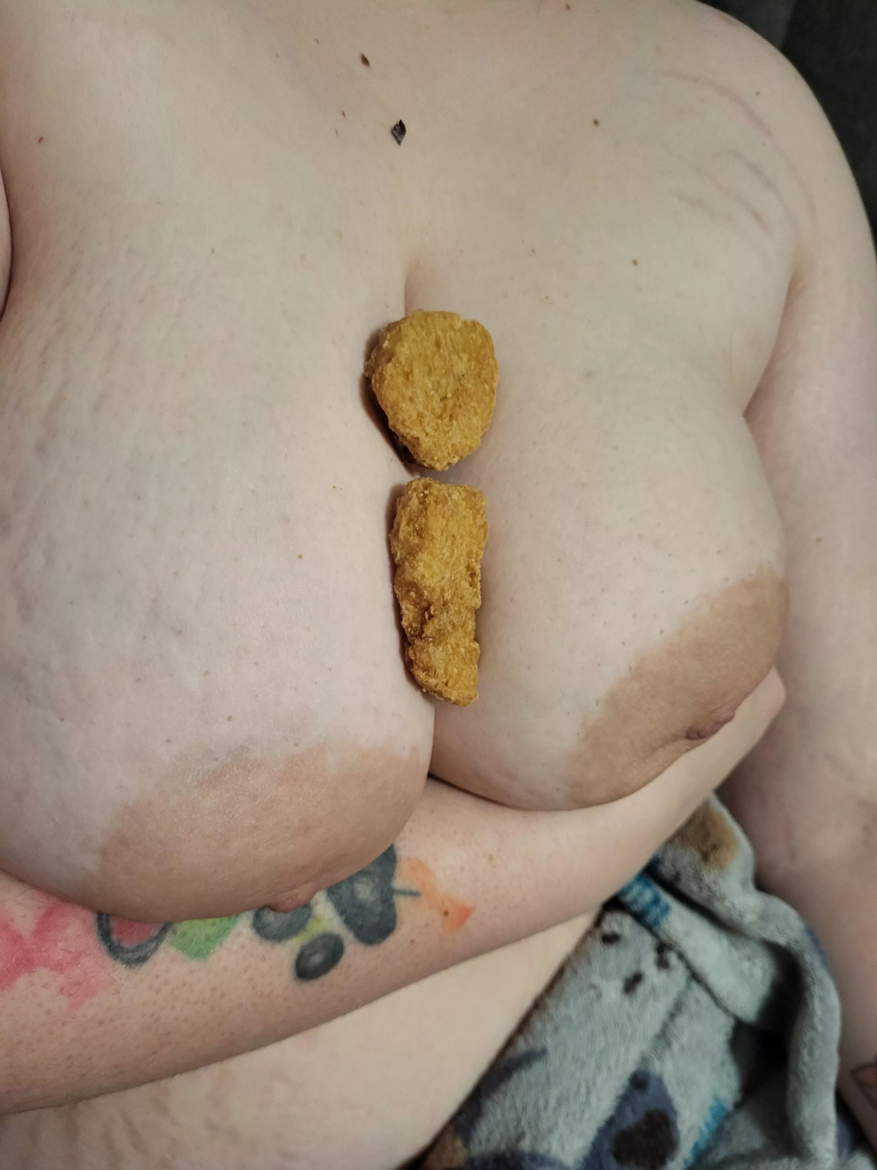 My favorite food between my favorite thing on my body 😋