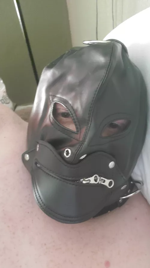 need some help tying the back