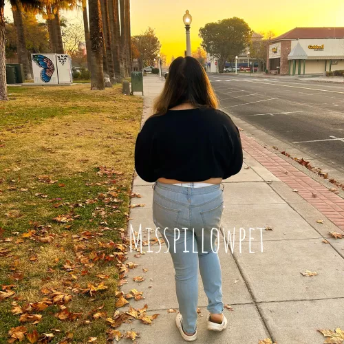 Oh no so now I “have to” wear diapers whatever will I do 😏😘