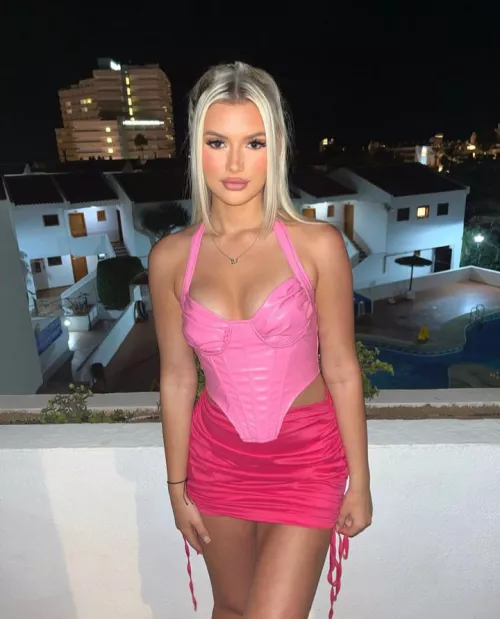 Pink and perky Ebony