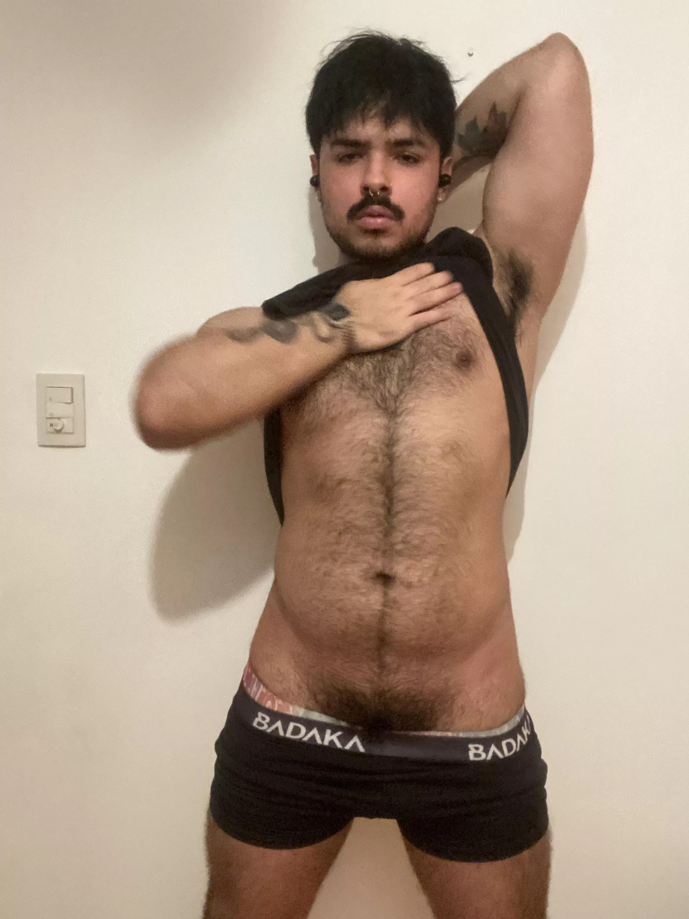 Taking some thirsty traps while my partner is outside