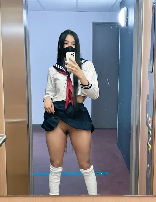 The kind of pics I’d send you if I were your gf