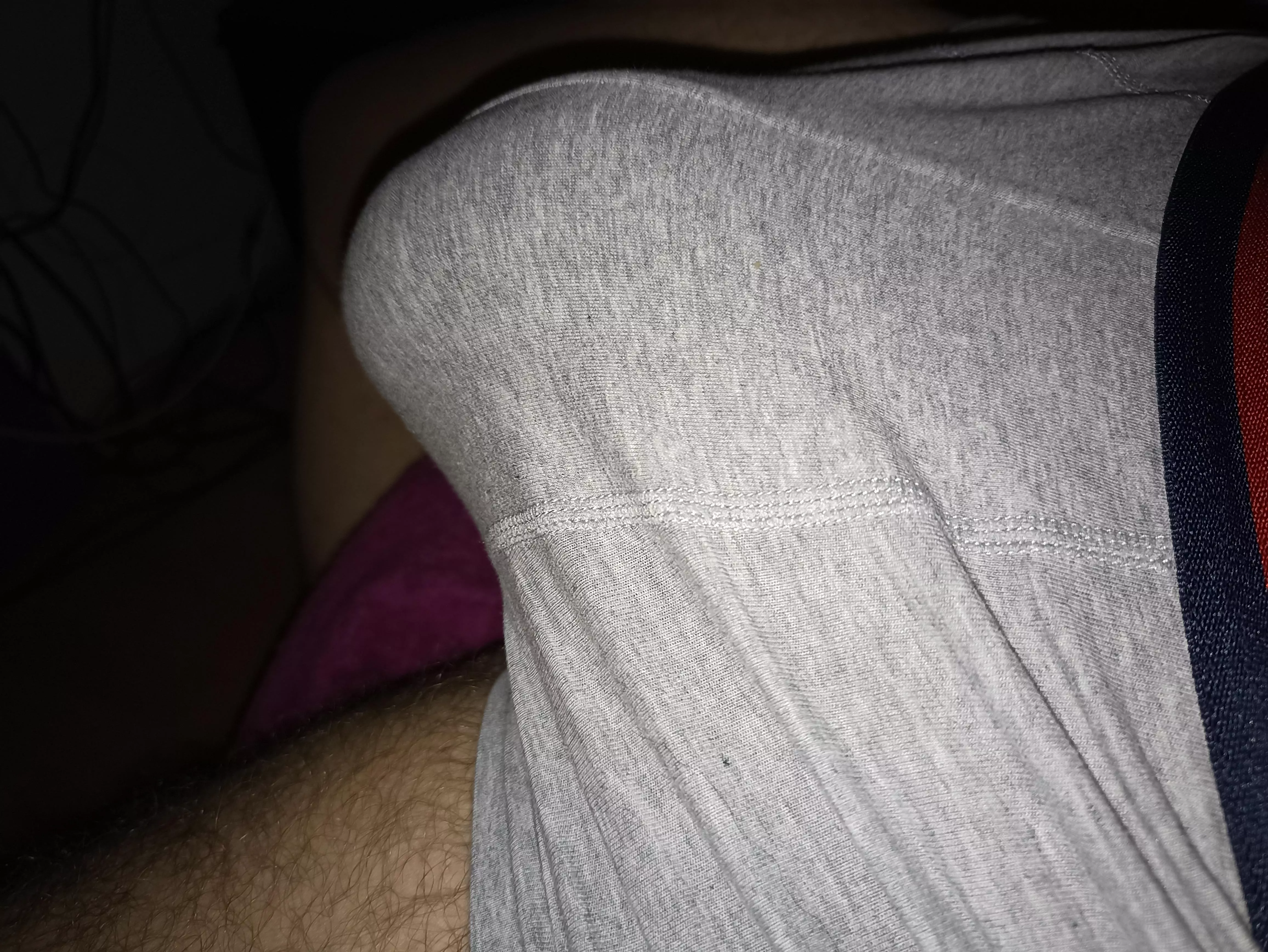 Think my housemate likes my bulge, so i give her a show everytime