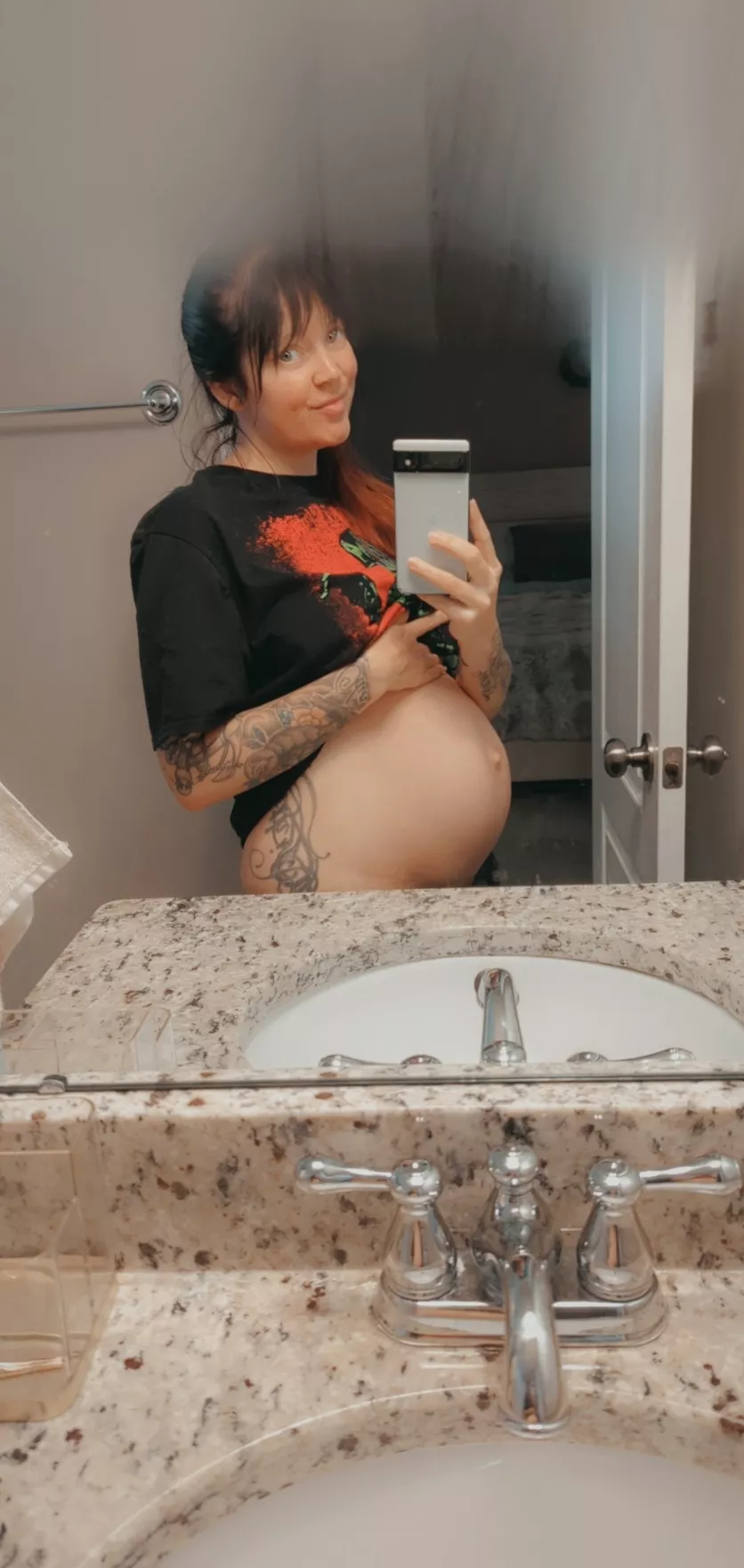 this bump is out of control 25 weeks!