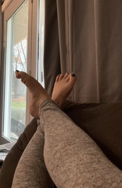 Who wants to be my slave ?