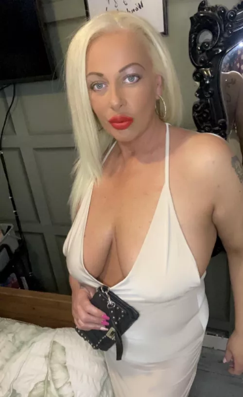 Will u rip this dress off