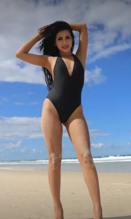 You know you love these Thai legs