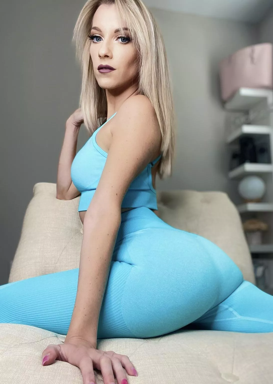 You’ll know I’ve begun conditioning you when “good boy” sounds better than an orgasm. [domme]