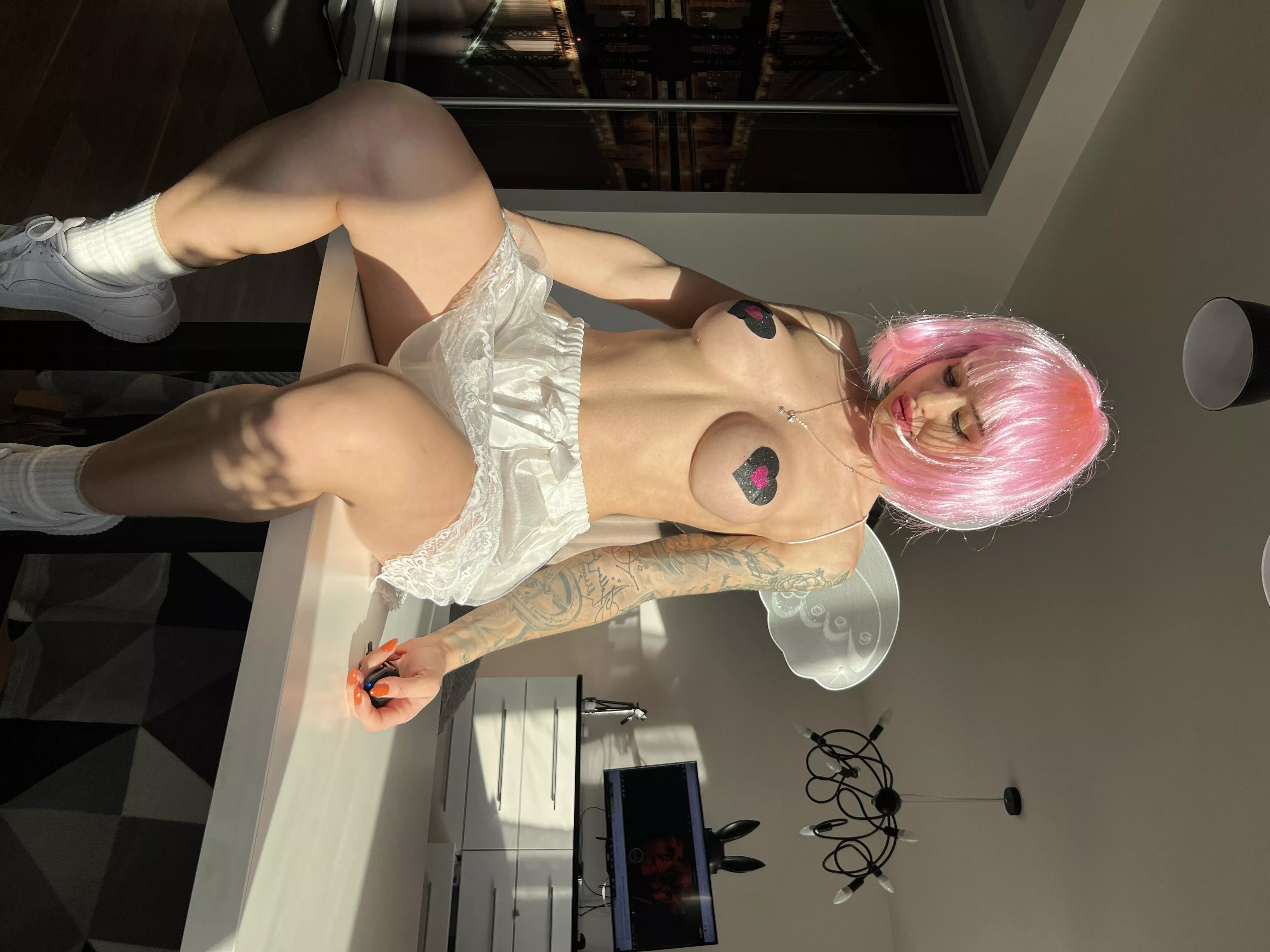 You're going to help me cum now