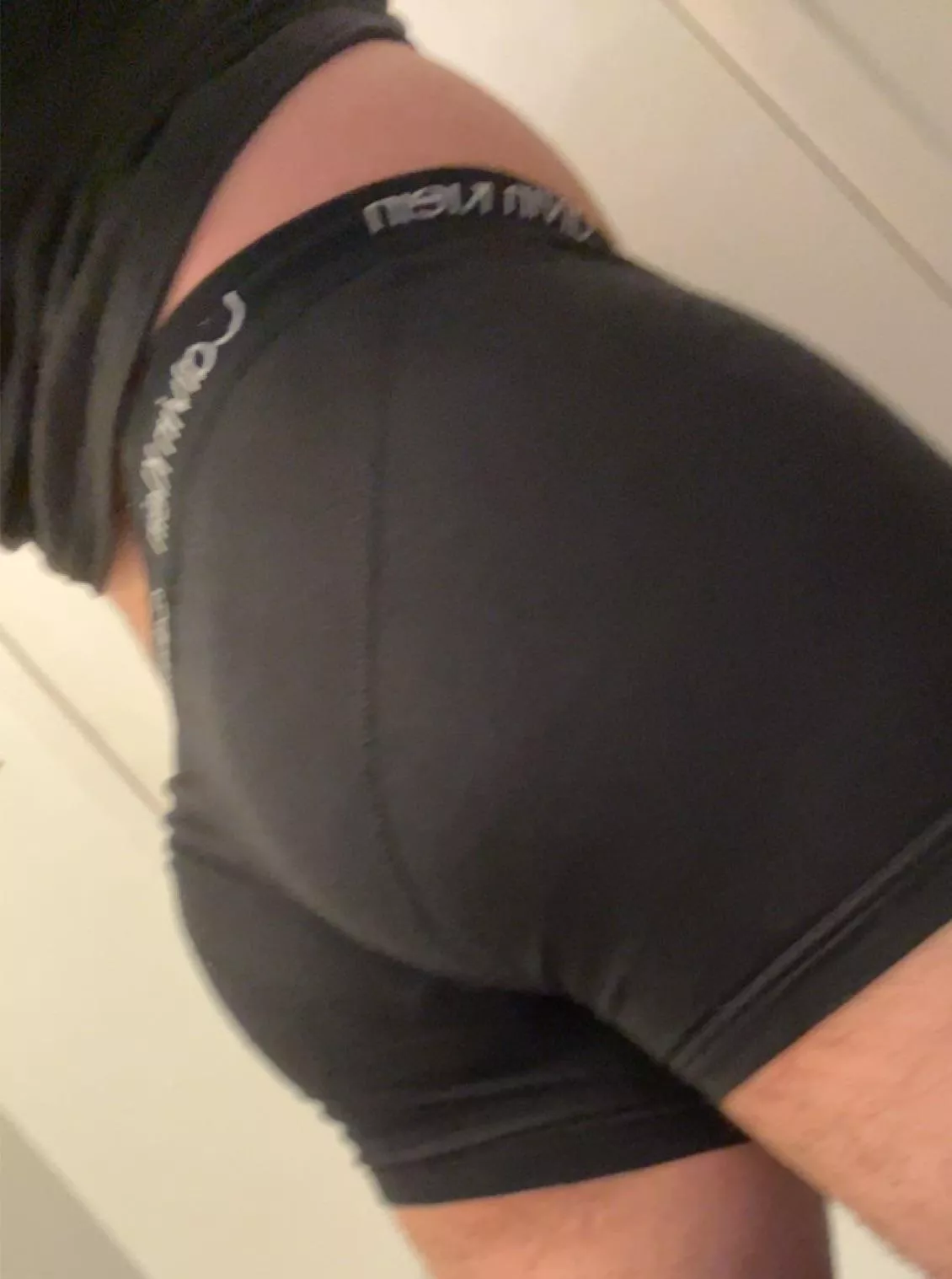 22 M twink looking for big dicks