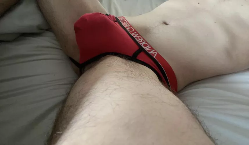 29 Something about being in a jock with my hole out makes me leaky 🫠