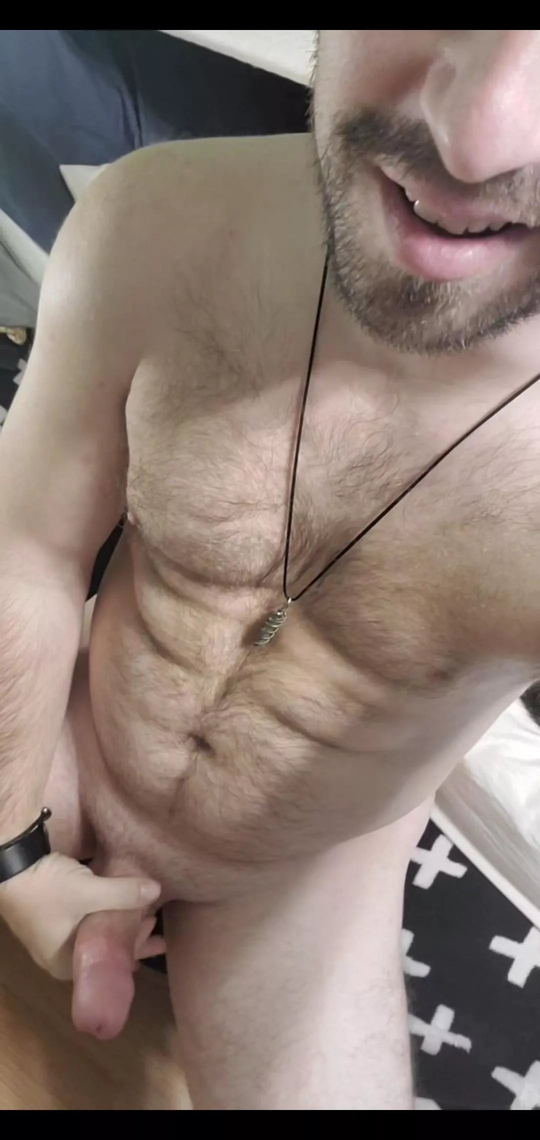 32m - I need a couple to go to bed...