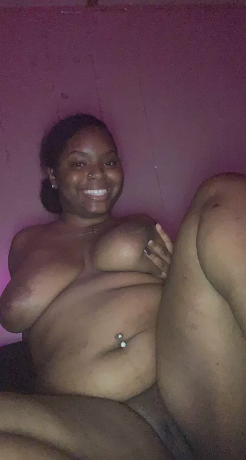 All niggs should be like me and open them legs for massa