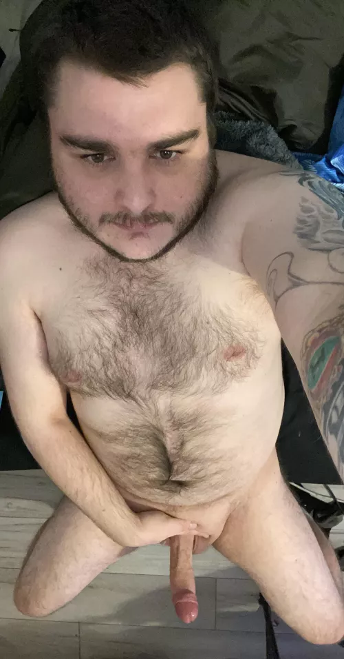 Any ladies like their men thicc and hairy? We’re great for the winter