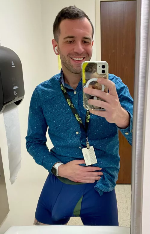 Can’t ever focus on work, hopefully no one else notices.