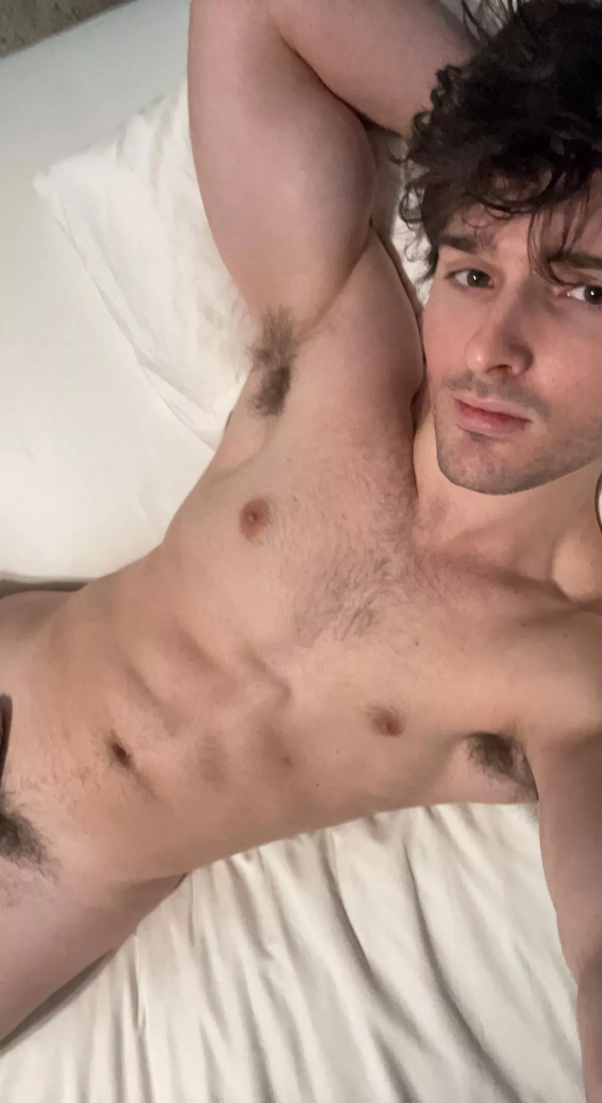 Come cuddle and throat my dick