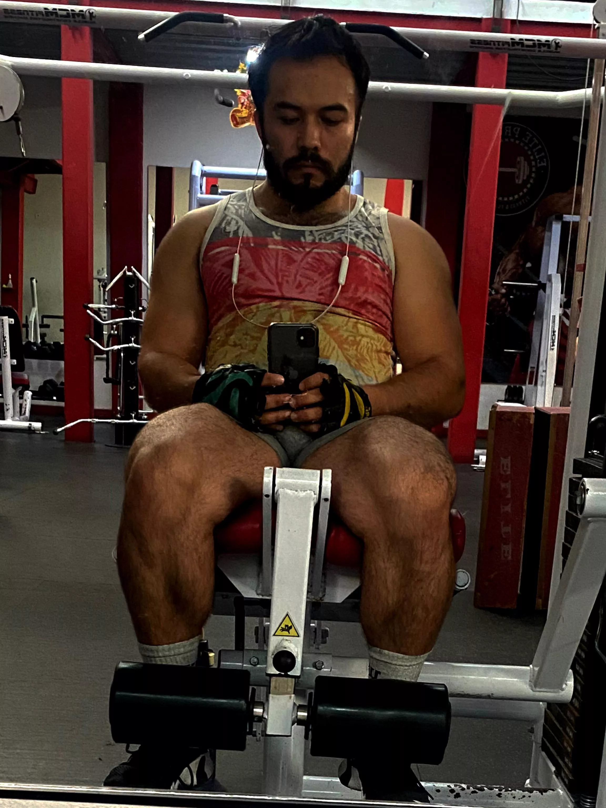 Daddy thighs to crush