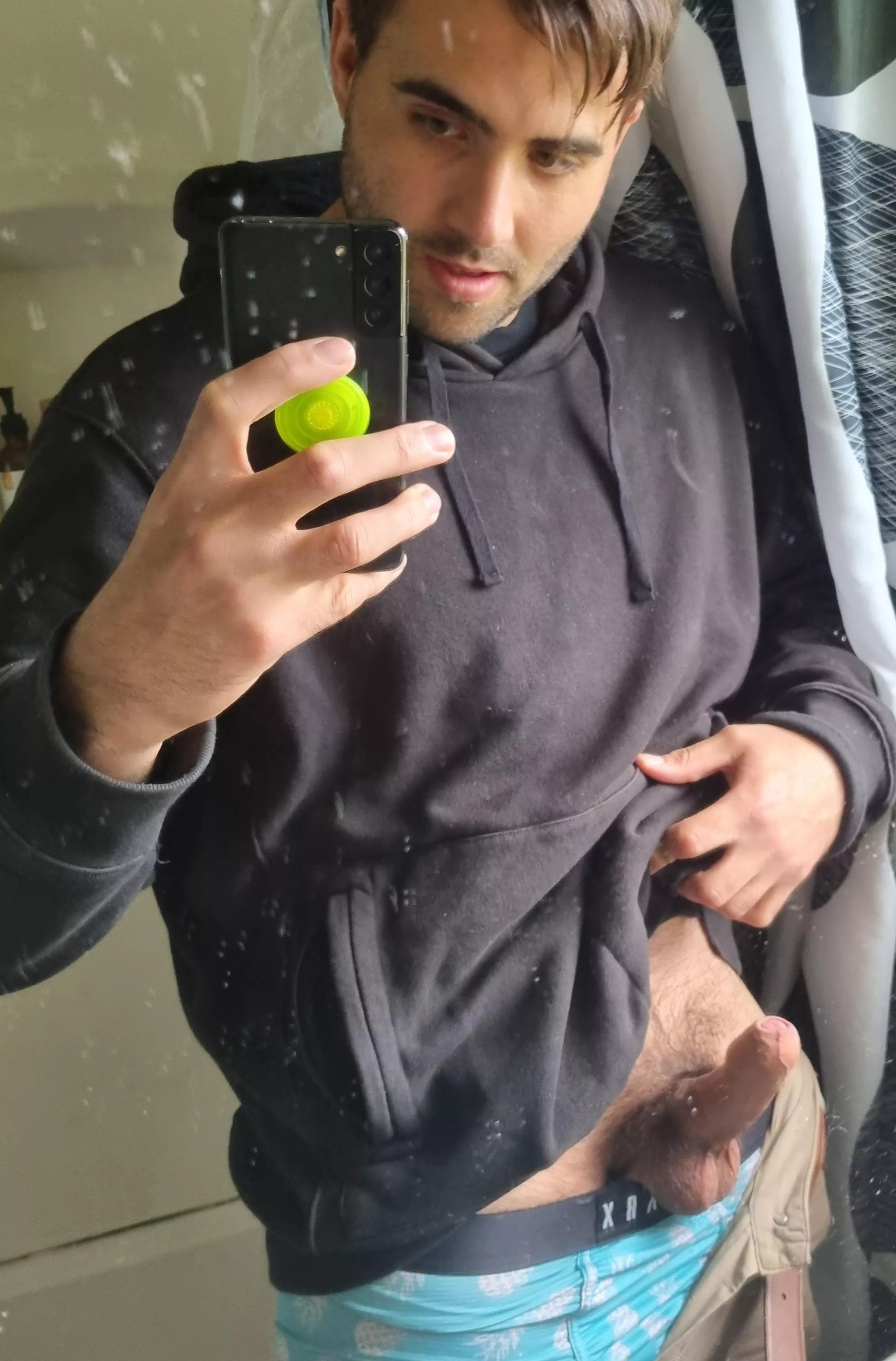 Does anyone have a dirty mirror fetish? 😅