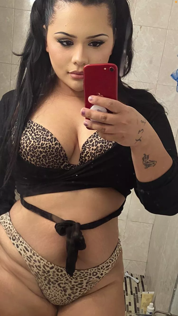 Ever fucked a Latina mom ??