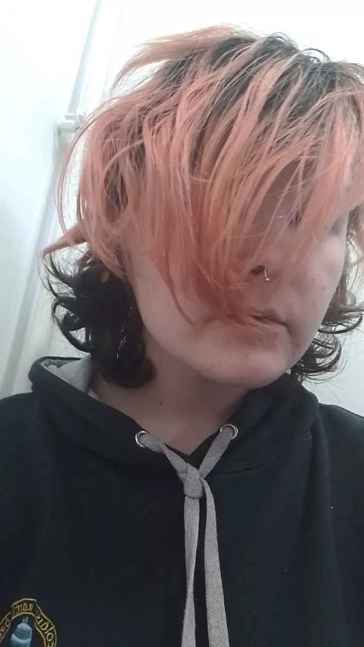 Exams T-T gib a femboy some love ?