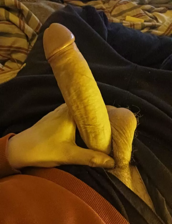 I have foreskin because I'm a cool guy