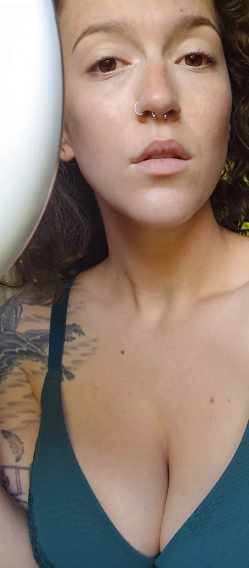 I need to go Christmas shopping this weekend... blah