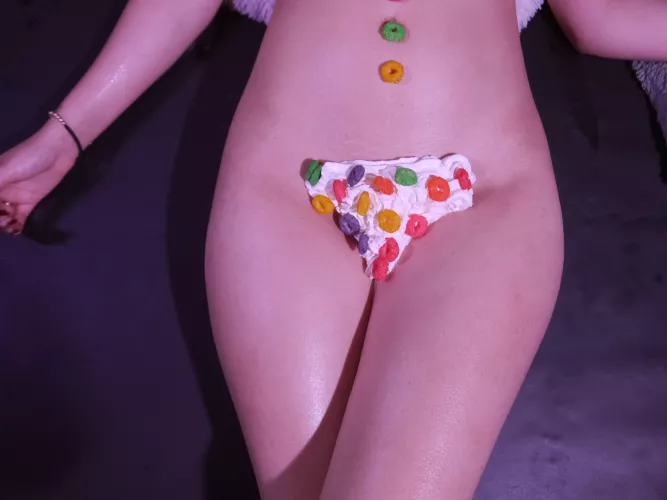 i’m already legal, come and try me 😍😋