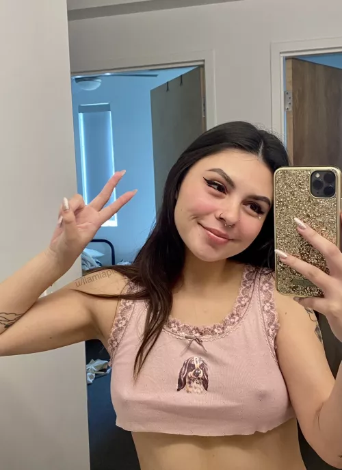 In love with this new top I thrifted! [f]