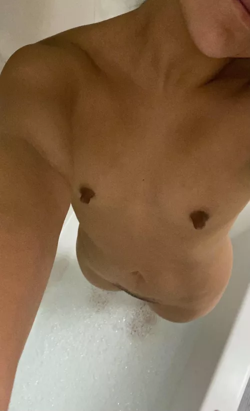 Join me in the bath!