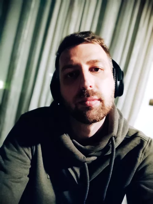 Just one more Song...