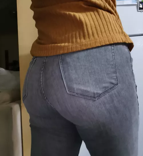 Love a good grey wash pair