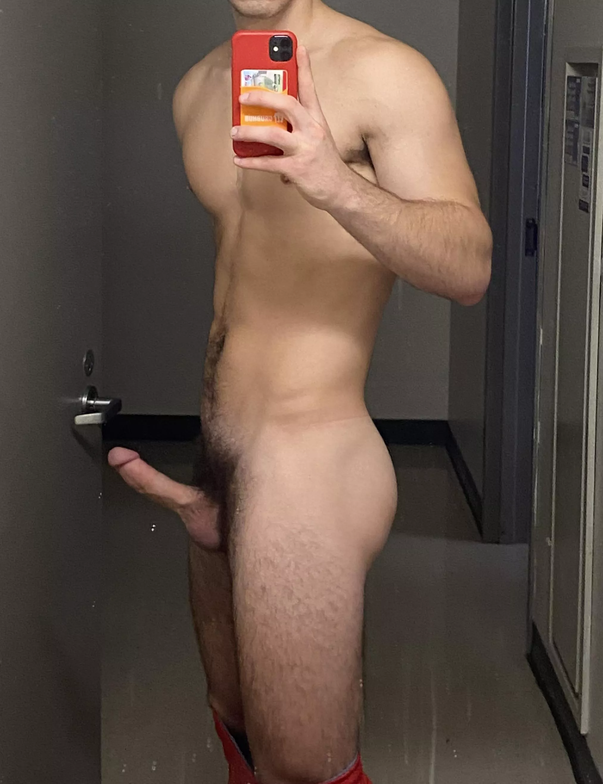 [M20] You like tall hung guys?
