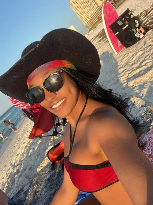 Mexican x Black a la playa!