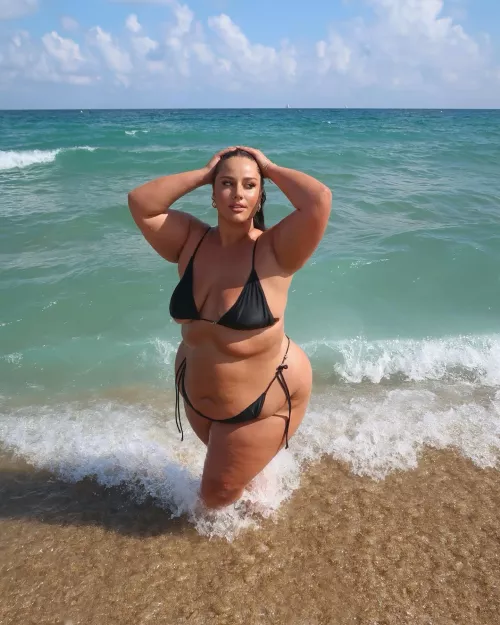 Miss Nayla looking extra thick